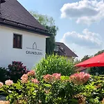 Grundlers - Gaestehaus Am アパートホテル 3*