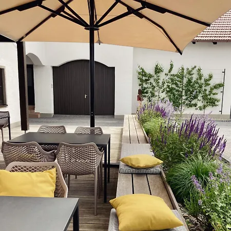Aparthotel Grundlers - Gaestehaus Am 3*